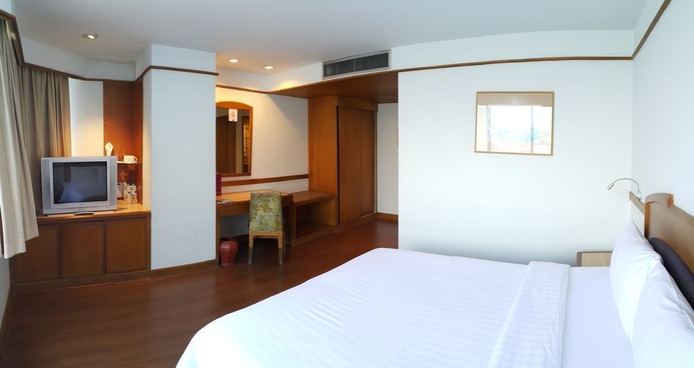 Chon Inter Hotel Chonburi Zewnętrze zdjęcie