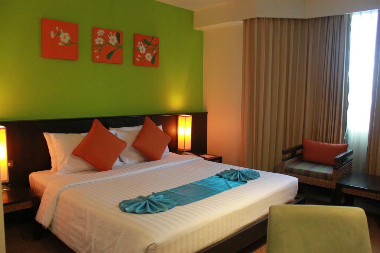 Chon Inter Hotel Chonburi Zewnętrze zdjęcie