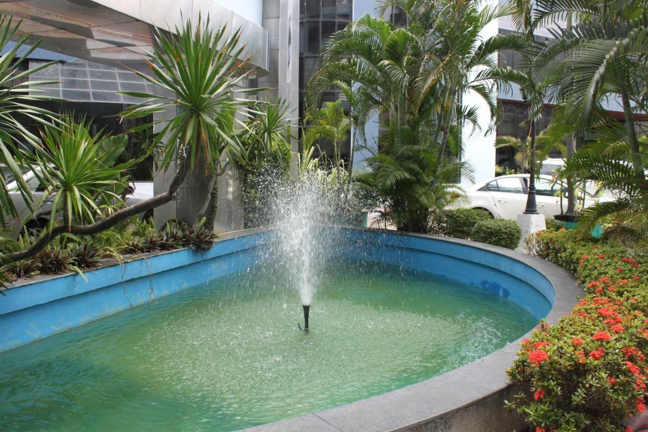 Chon Inter Hotel Chonburi Zewnętrze zdjęcie